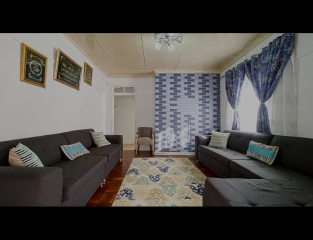 3 BEDROOM HOUSE FOR SALE IN CROSBY